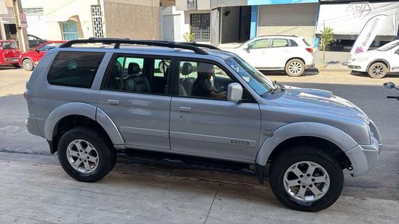 MITSUBISHI PAJERO SPORT 3.5 HPE 4X4 V6 24V FLEX 4P AUTOMÁTICO